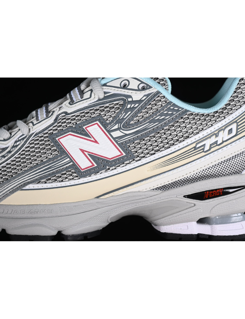 New Balance 740 MR740SD