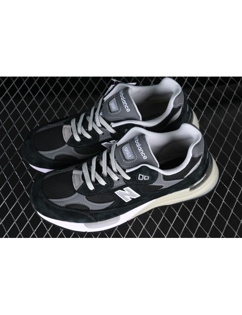 J New Balance NB Made In USA M992 M992BK