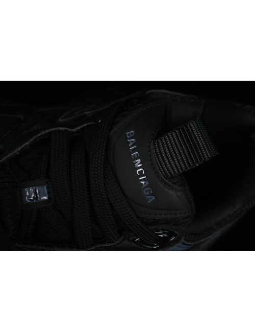 Balenciaga Track Sneaker W2MV21010