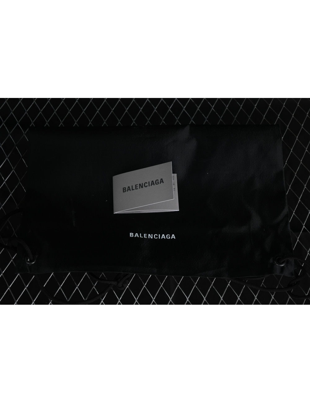 GT Balenciaga Phantom Sneaker W3XL57010