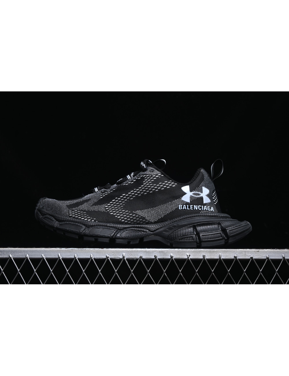 VG Under Armour x Balenciaga 3XL Sneakers 3 W3XUA1090