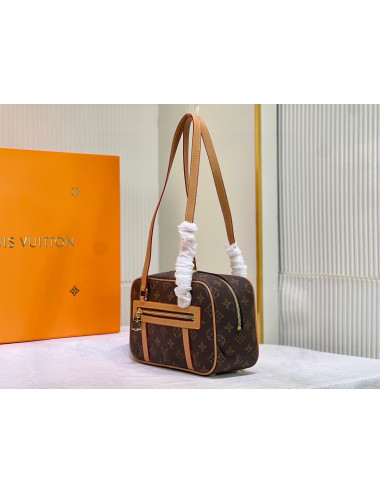 Louıs vuitton 2551510118022