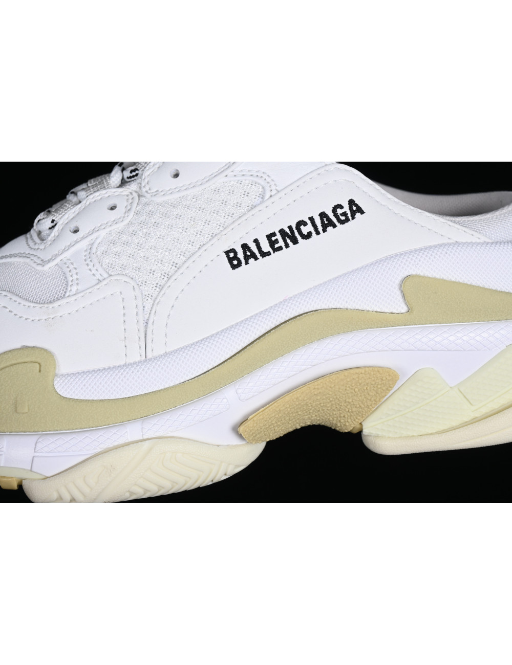 Balenciaga Triple S W3SM29097