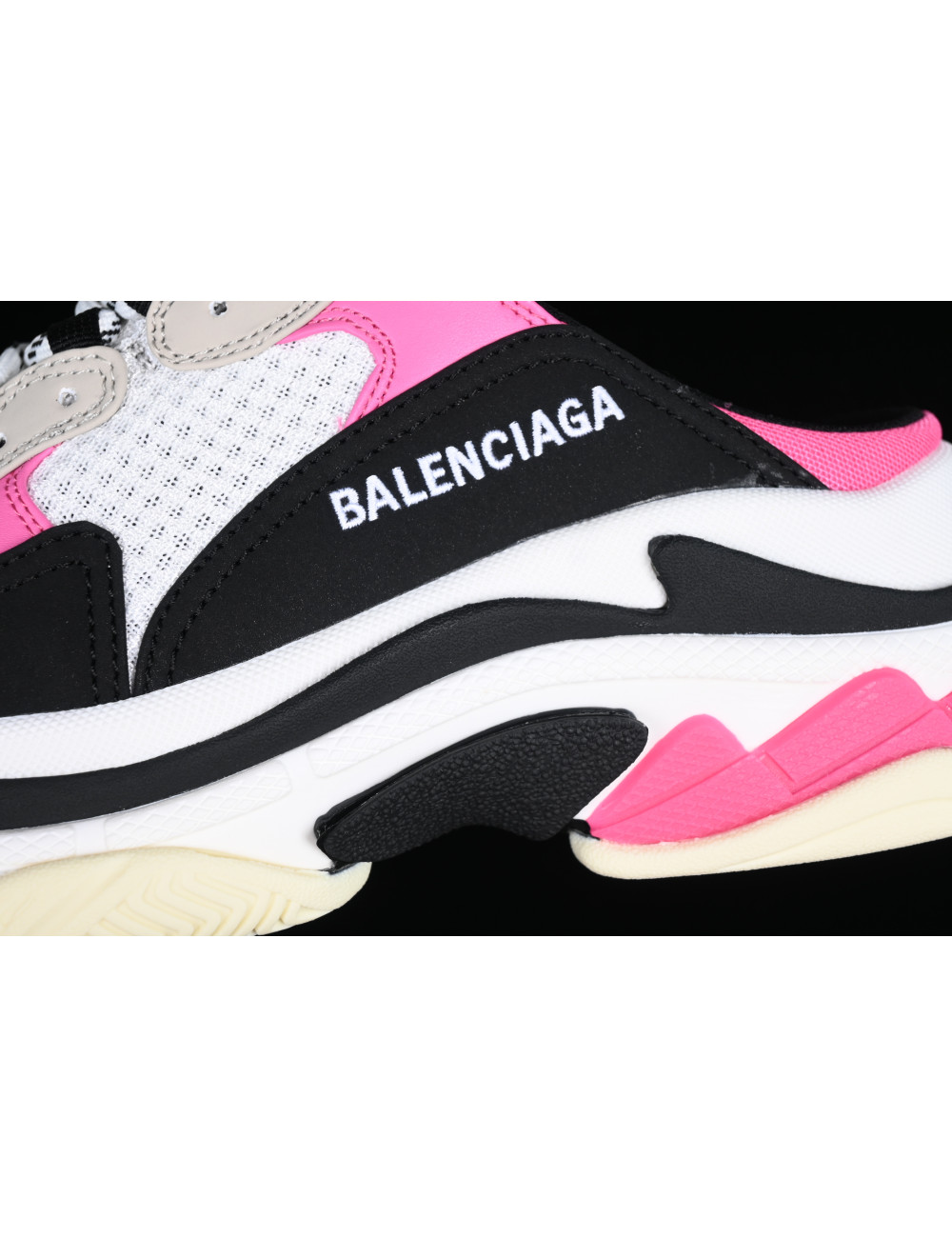 Balenciaga Triple S W3SM15671