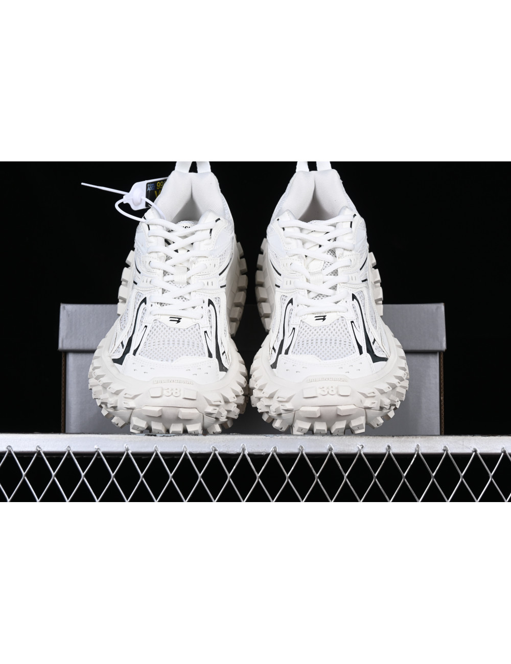 VG Balenciaga Defender Rubber Platform Sneakers W2RAA9110