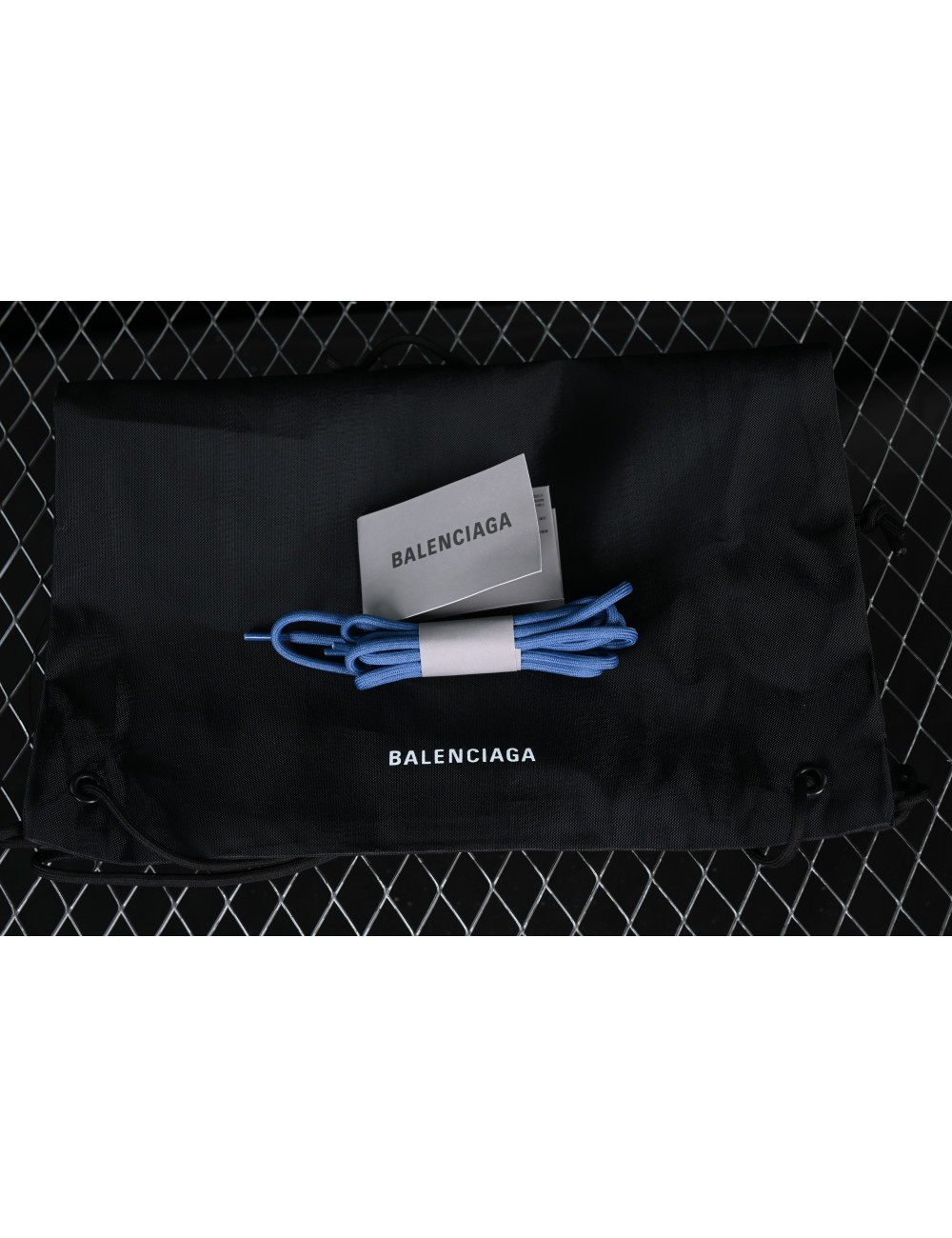 Balenciaga Triple S W2PAA4000