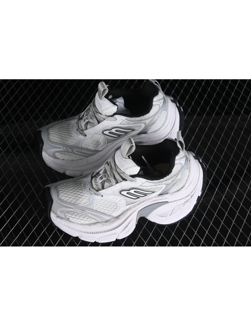 Balenciaga Track Sneaker W2MV29110