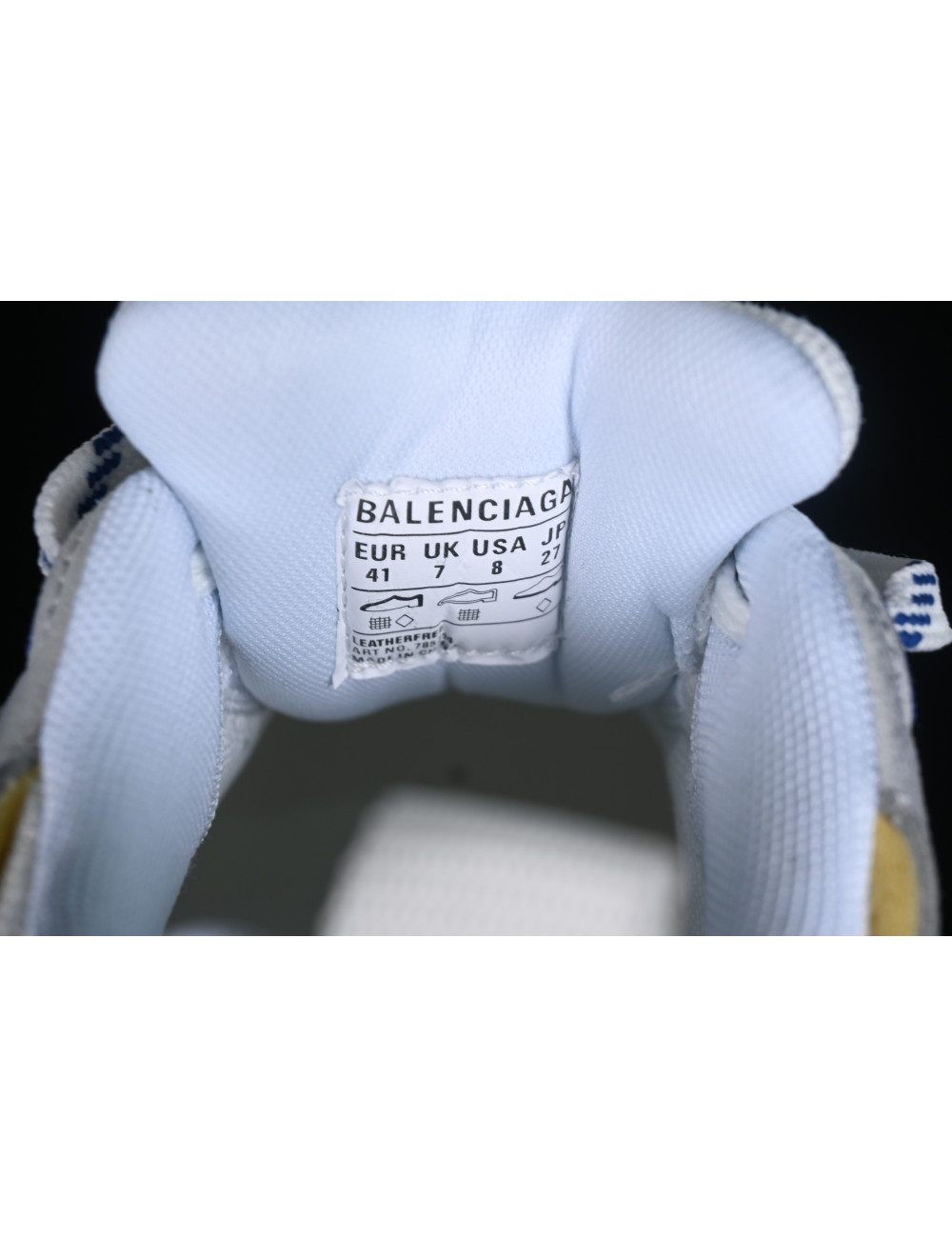 VG Balenciaga Cargo W2MV11940