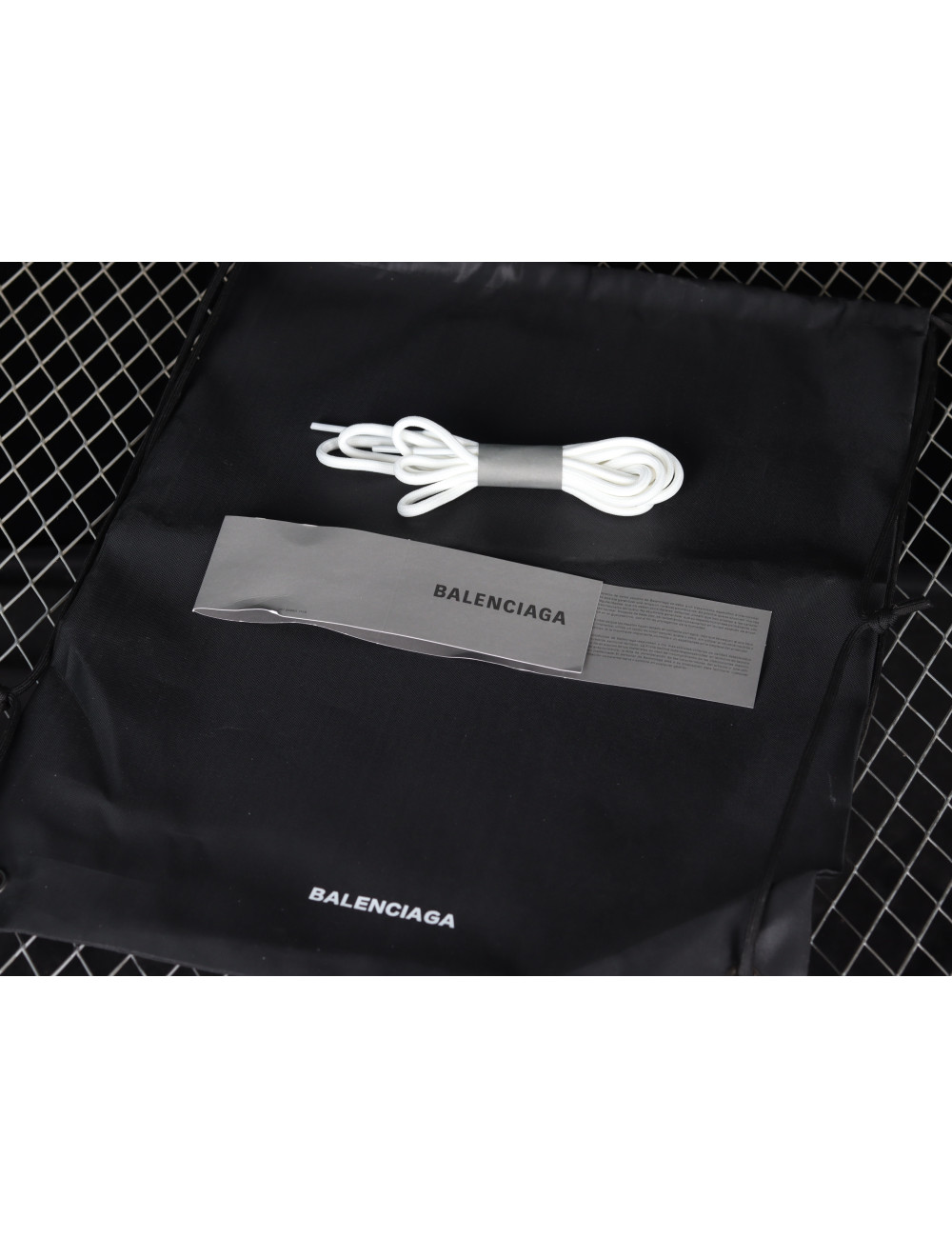 Balenciaga Track 40 W3AE27745