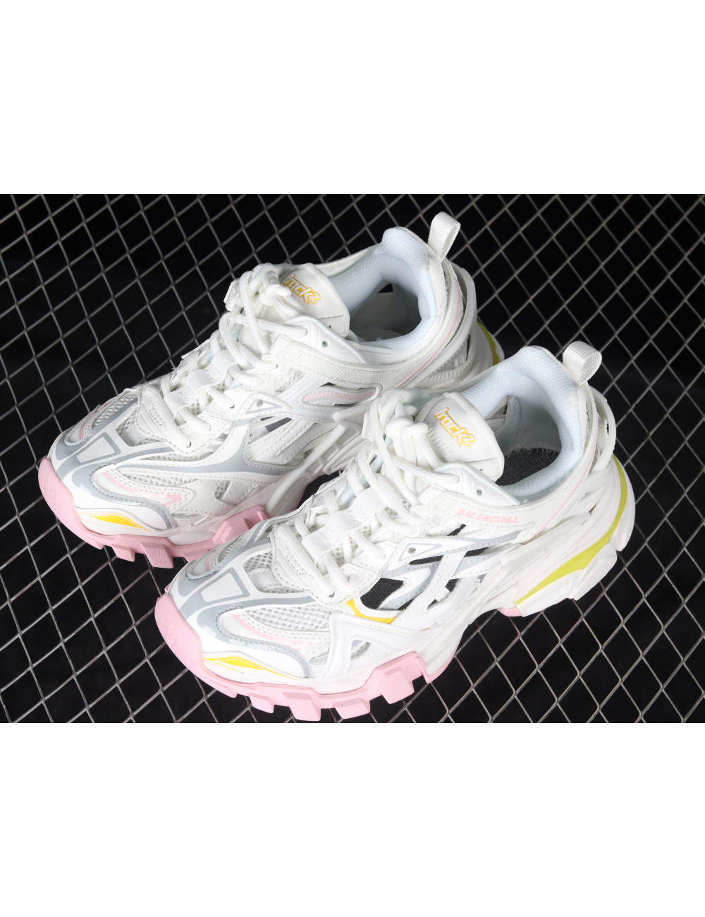 Balenciaga Track 40 W3AE27745