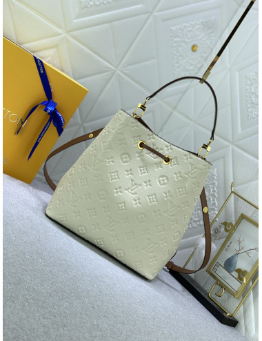 Louıs vuitton 2626175118012