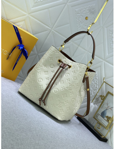 Louıs vuitton 2626175118012