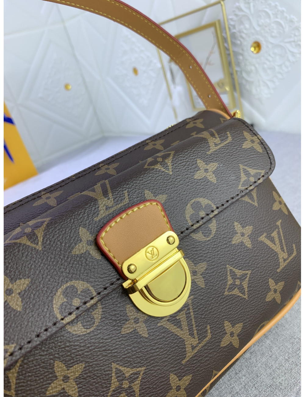 Louıs vuitton 271015118012