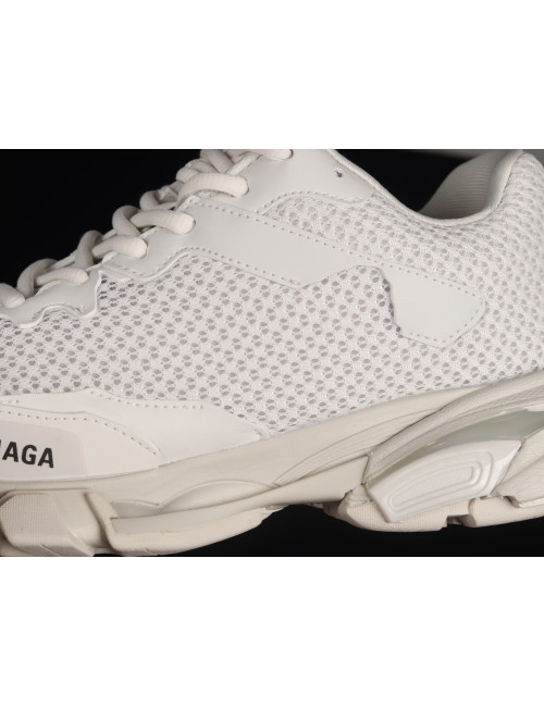 Balenciaga Track3 Sneaker W5RF82100