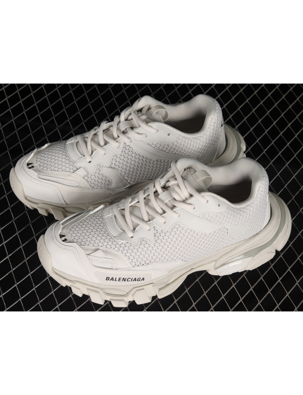 Balenciaga Track3 Sneaker W5RF82100