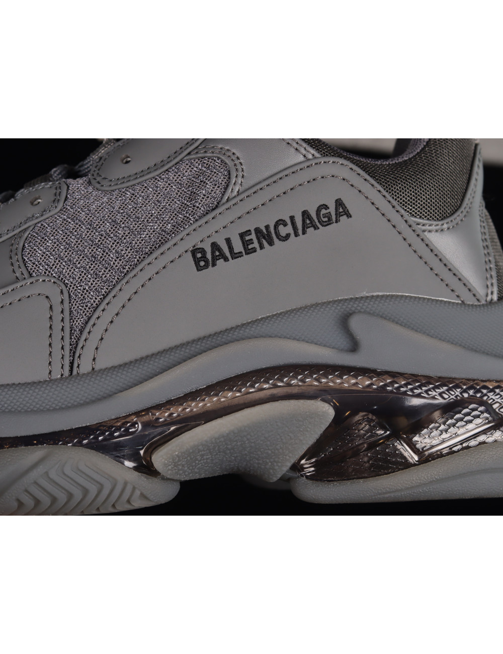 VG Balenciaga Triple S 30 W2GA11801