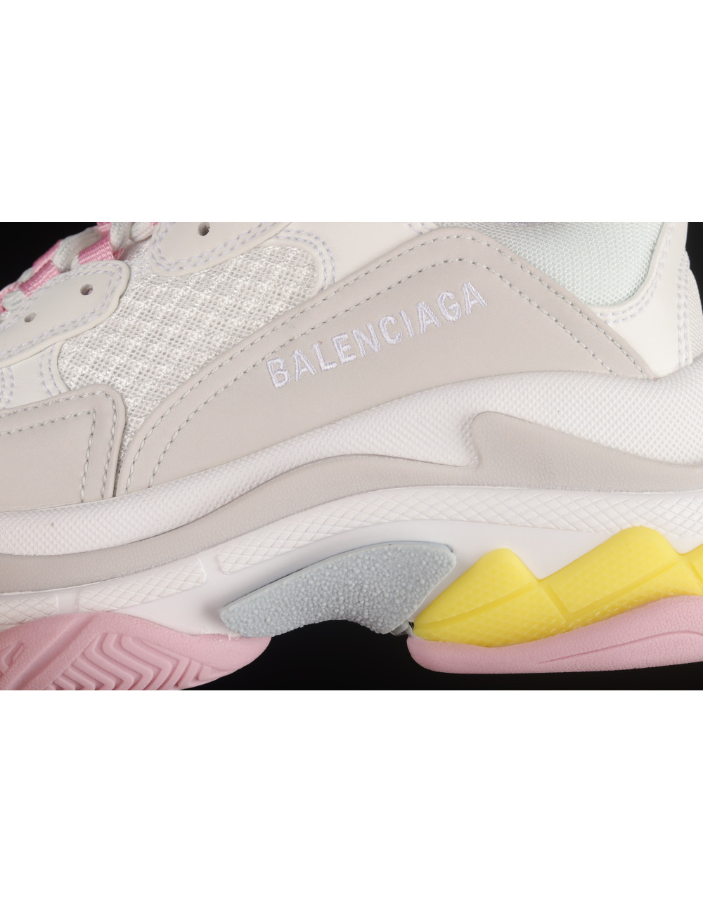 ZG Balenciaga Triple S W2FW47541