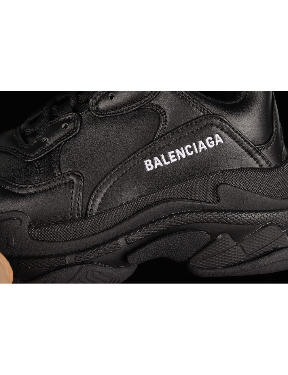 ZG Balenciaga Triple S W2FA51000