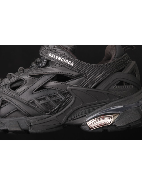 Balenciaga Track 40 GN21000