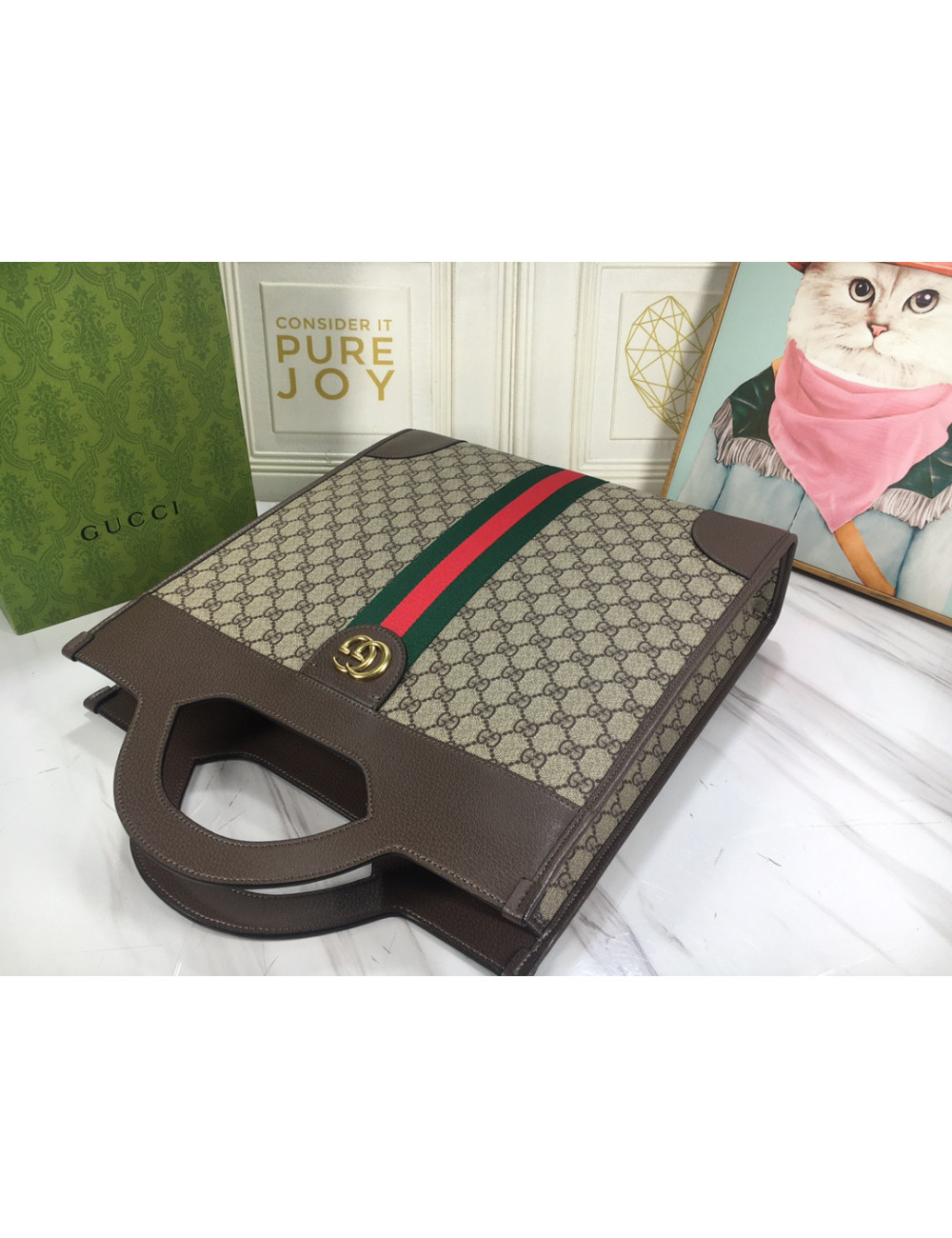 Gucci 373910566052