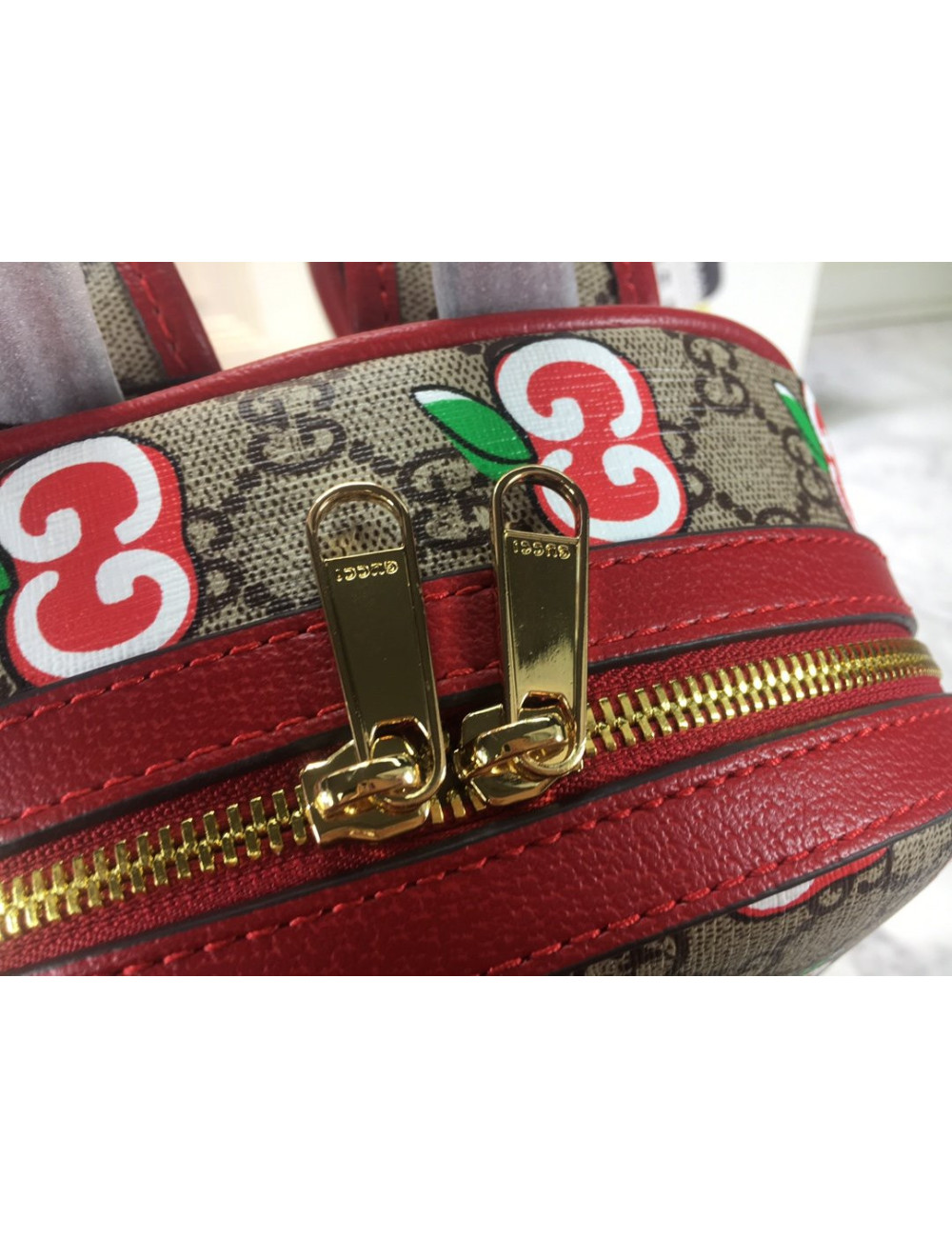 Gucci 2430143064052