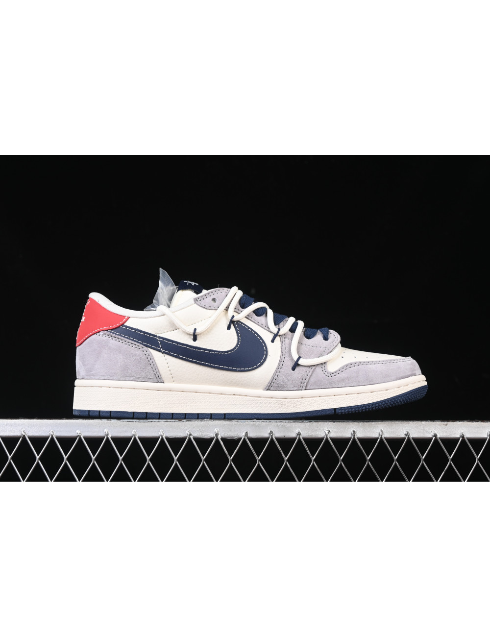 Travis Scott x Fragment Design x Air Jordan 1 Low OG SP AJ1 SJ0086140