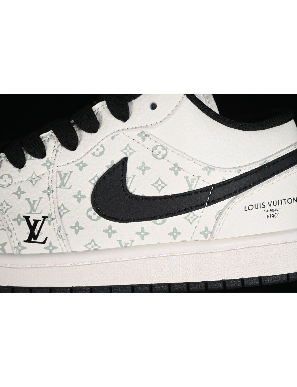 Air Jordan 1 Low LV SJ9950005