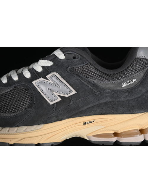 X New Balance WL2002 M2002RHO