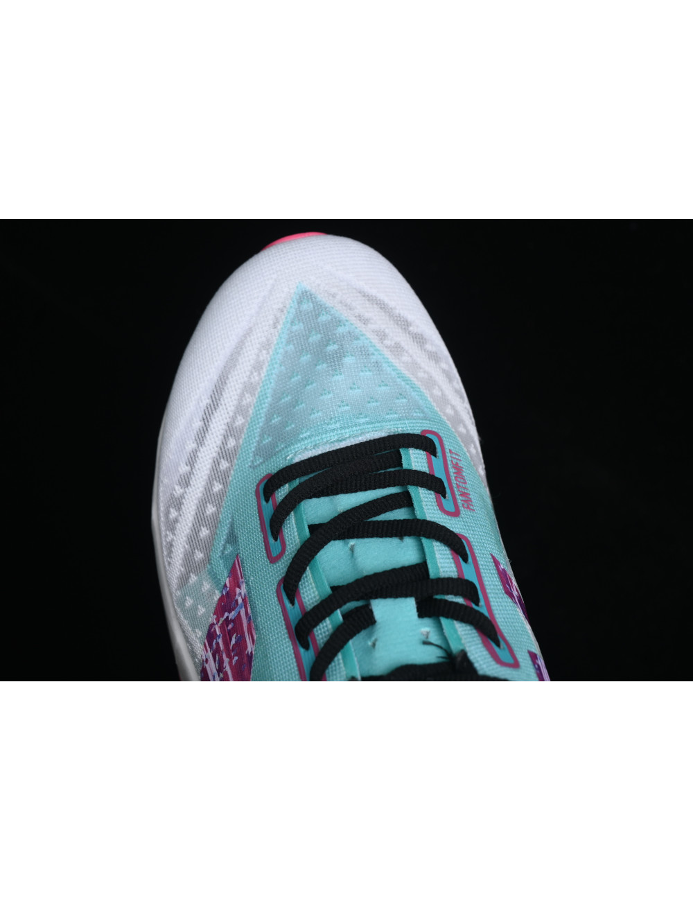 New Balance FuelCell Rebel V4 MRCELNY4