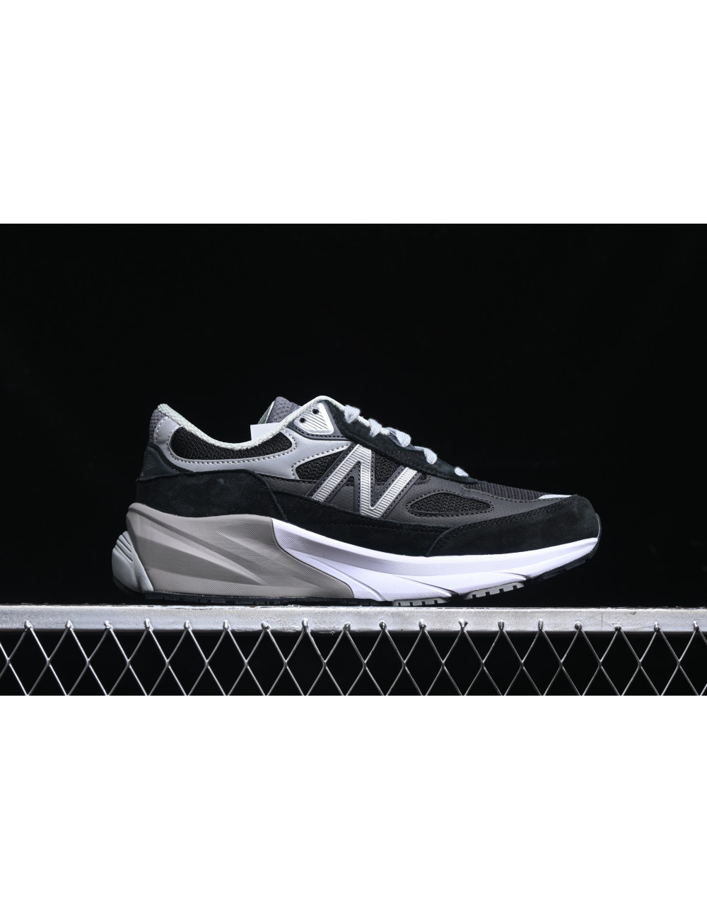 J New Balance NB990 M990BK6