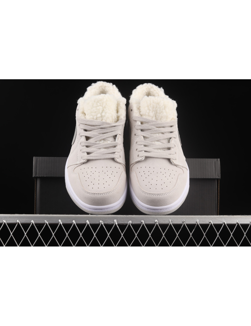 Air Jordan 1 Low Sherpa Fleece AJ1 1 DO0750002