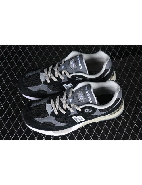 New Balance NB Made In USA M992 M992BK