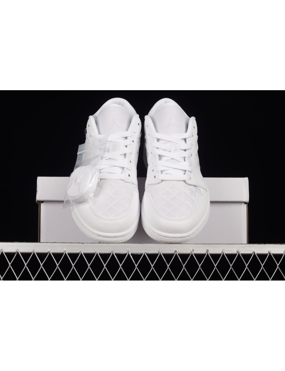 Air Jordan 1 Low Quilted Triple White AJ1 1 DB6480100