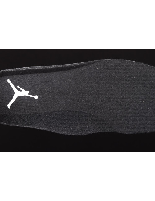  Air Jordan