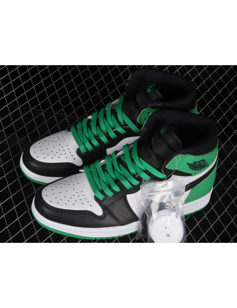 L Air Jordan 1 High OG Lucky Green AJ1 1 DZ5485031