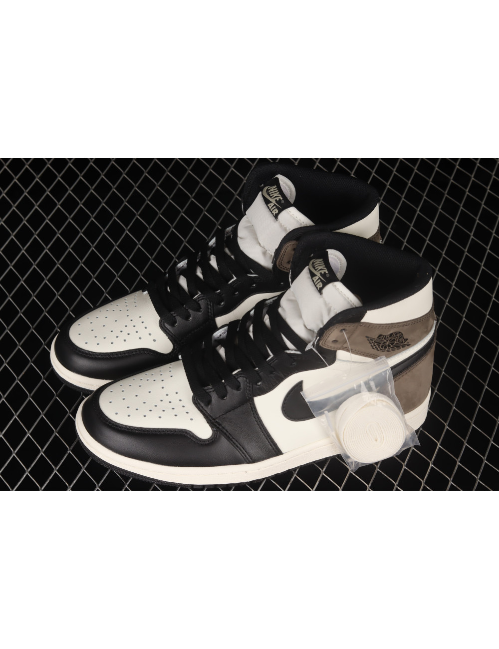 Air Jordan 1 High OGDark MochaAJ1 1 555088105