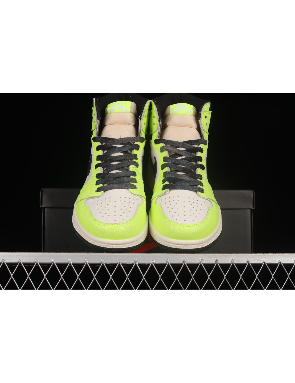 Air Jordan 1 High OG Volt AJ1 1 555088702