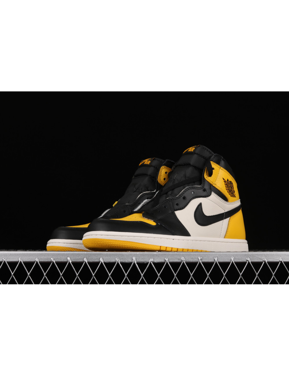 Air Jordan 1 Retro High OGYellow ToeAJ1 1 AR1020700