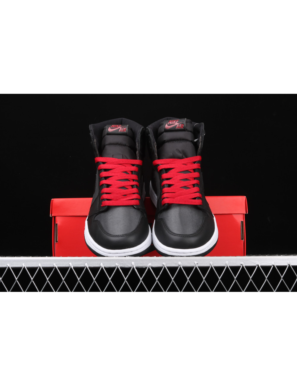 Air Jordan 1 High OGBlack SatinAJ1 1 555088060