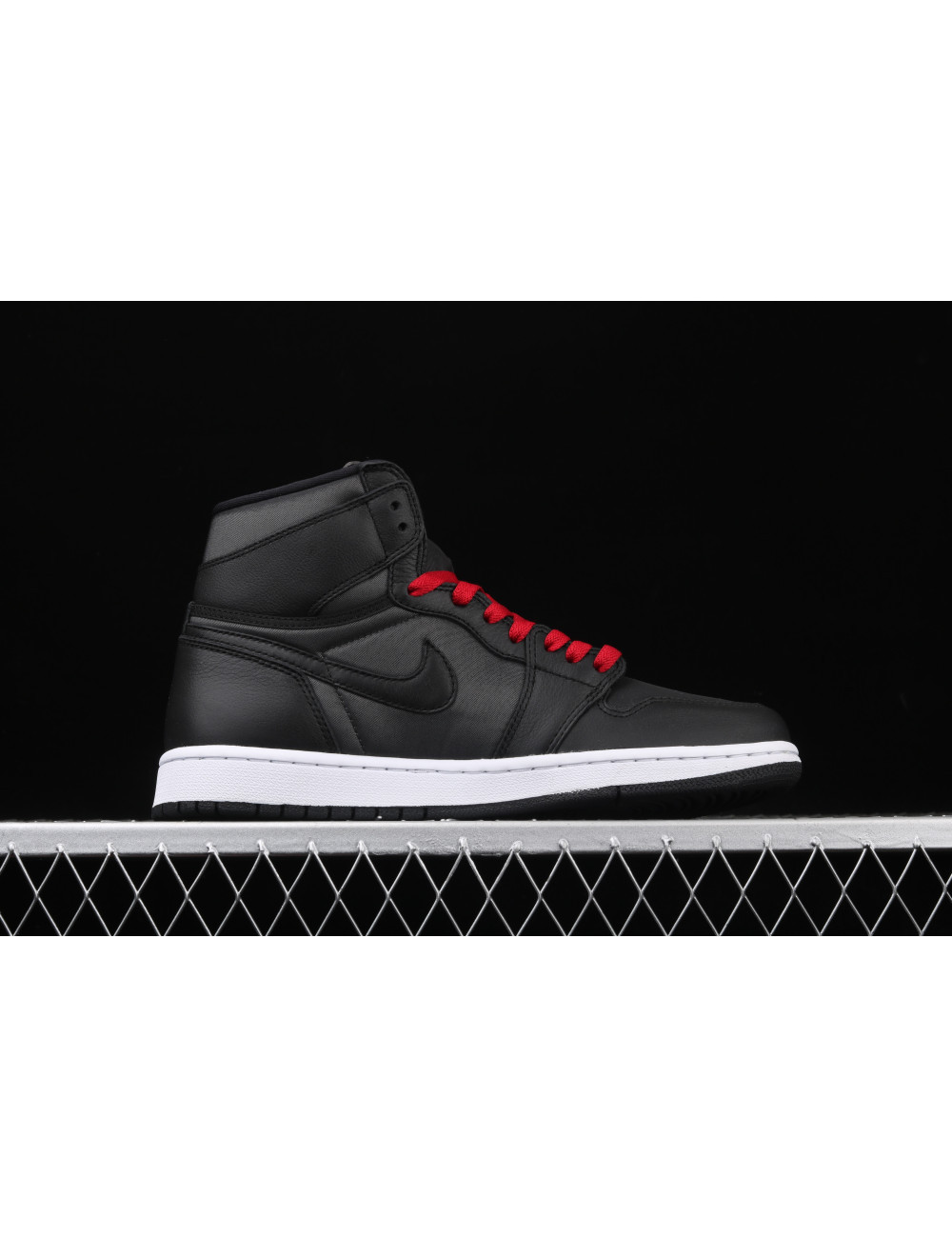 Air Jordan 1 High OGBlack SatinAJ1 1 555088060