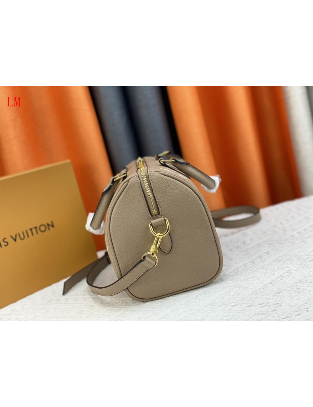 Louıs vuitton 241915118022