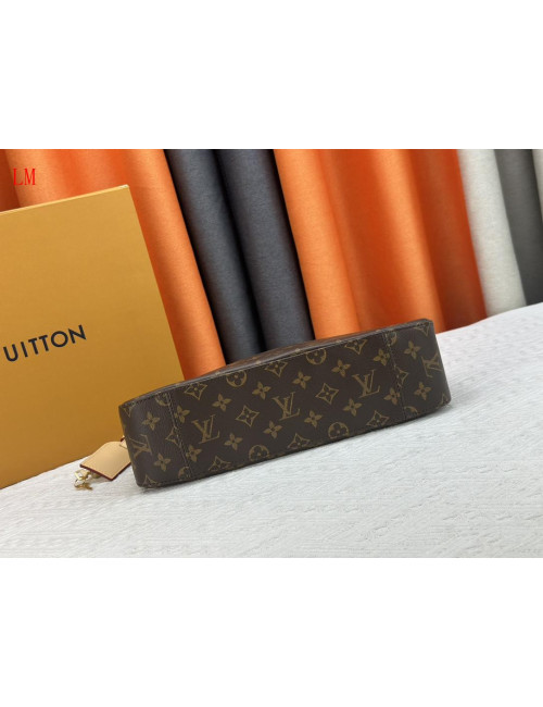 Louıs vuitton 325229118012