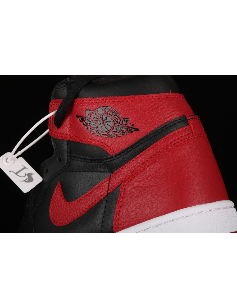 ST Air Jordan 1 Retro High OG Banned AJ1 1 555088001