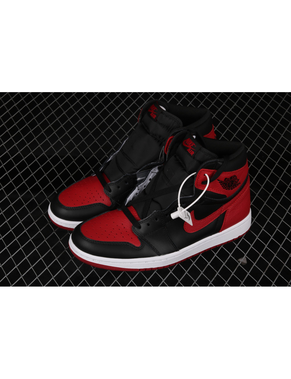 ST Air Jordan 1 Retro High OG Banned AJ1 1 555088001