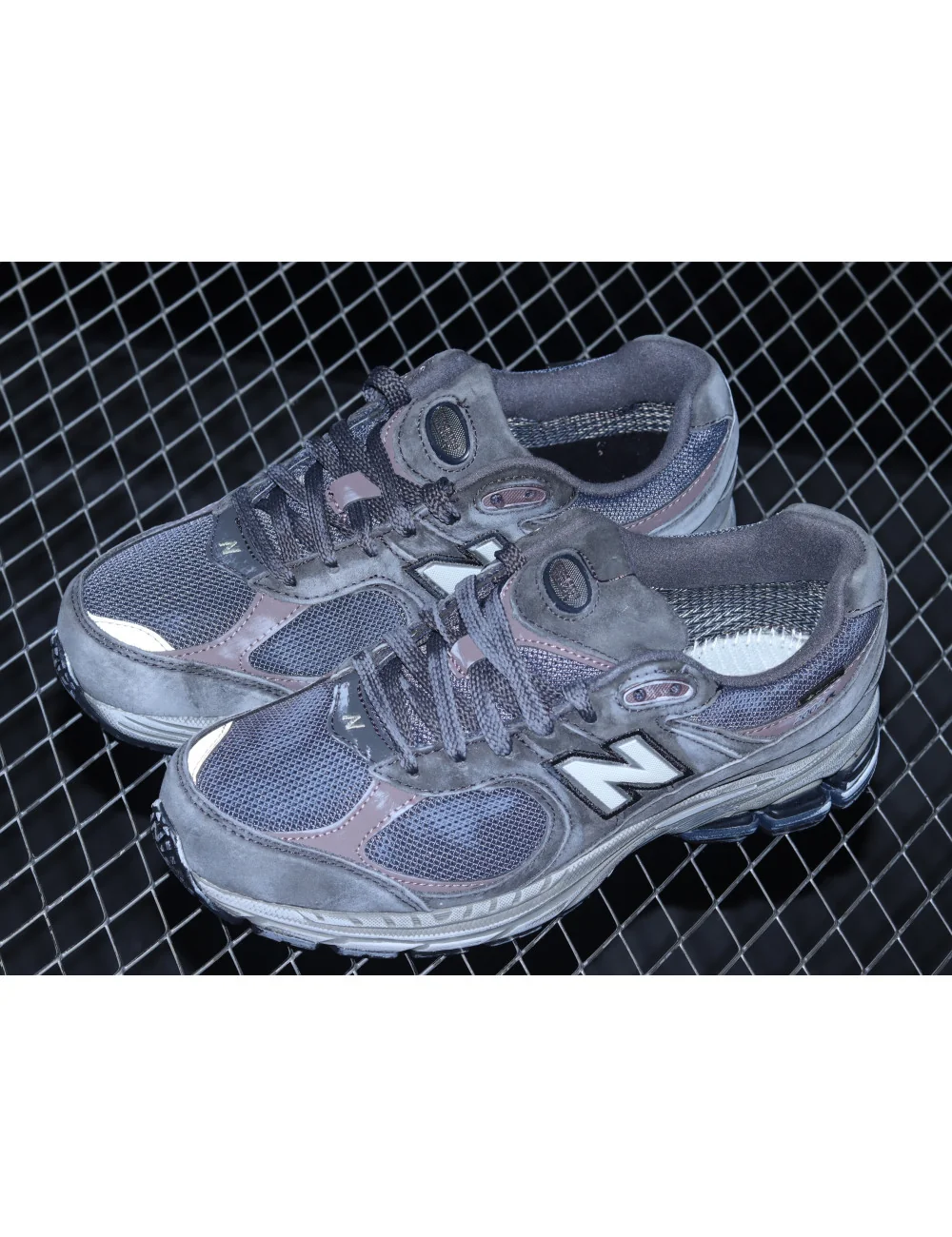 New Balance 2002 M2002RXA