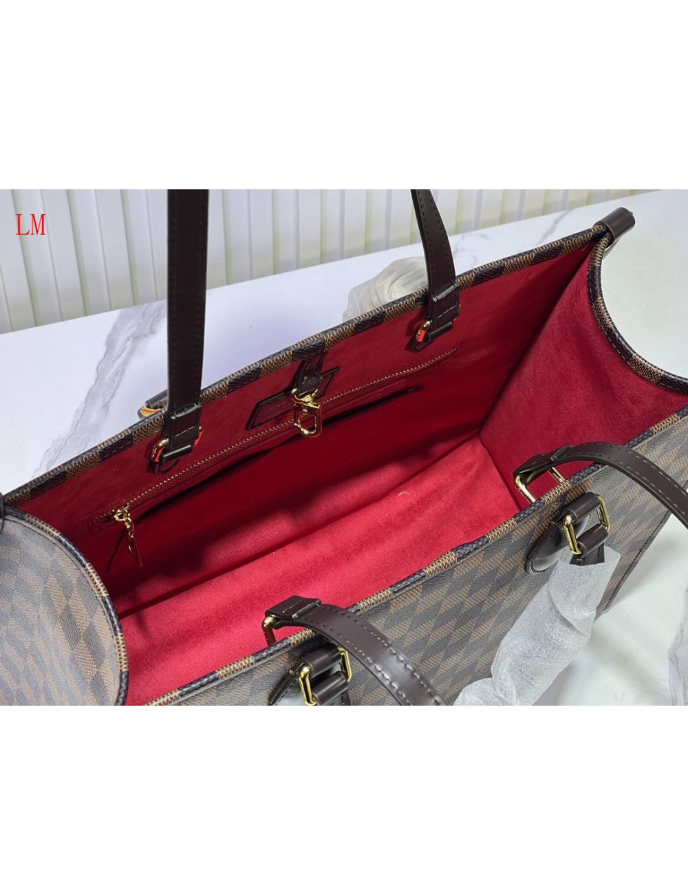 Louıs vuitton 352714118012