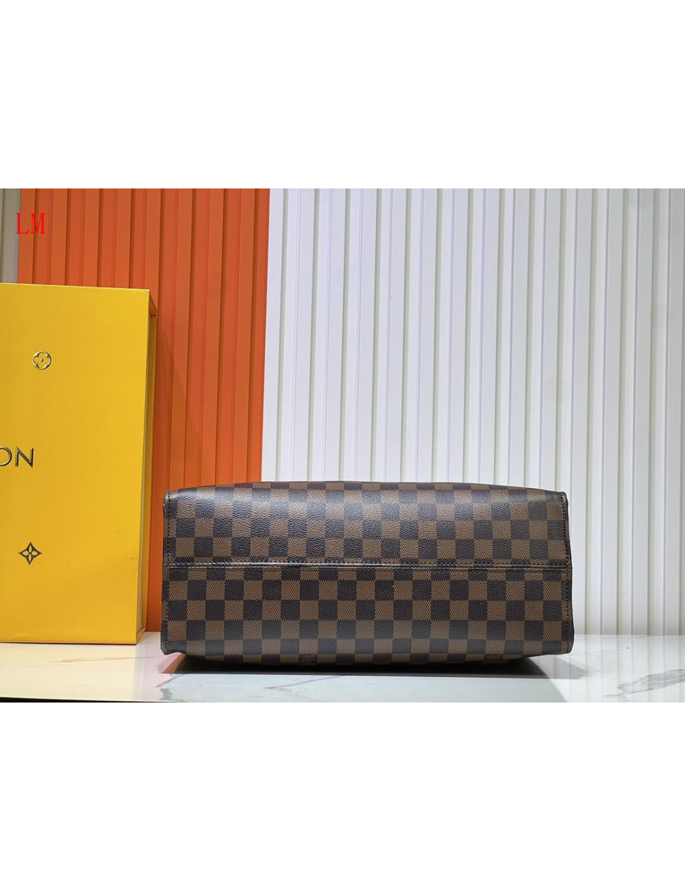 Louıs vuitton 352714118012