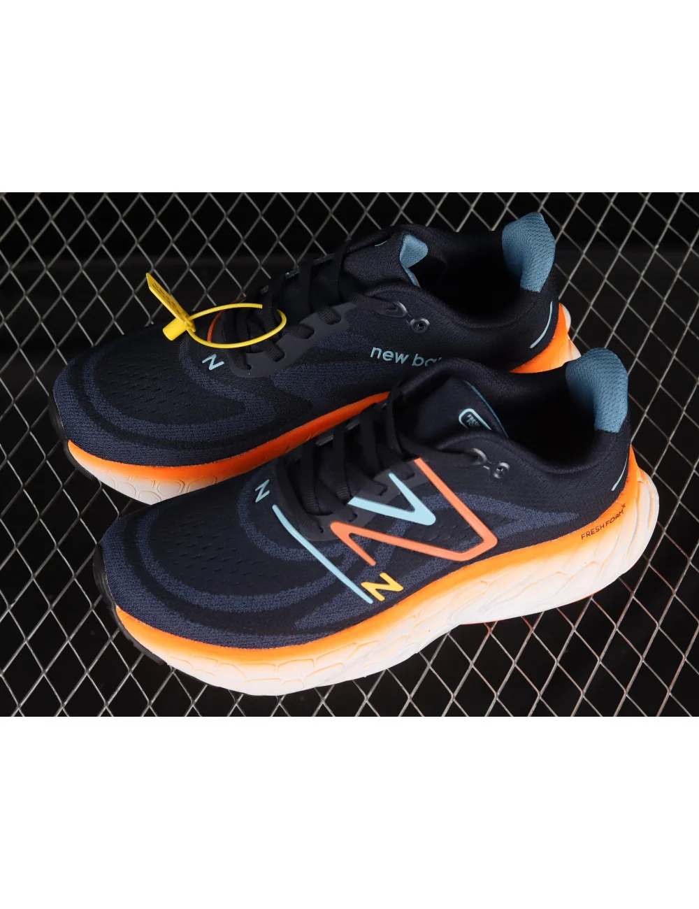 New Balance Fresh Foam x More V4 MMORBM4