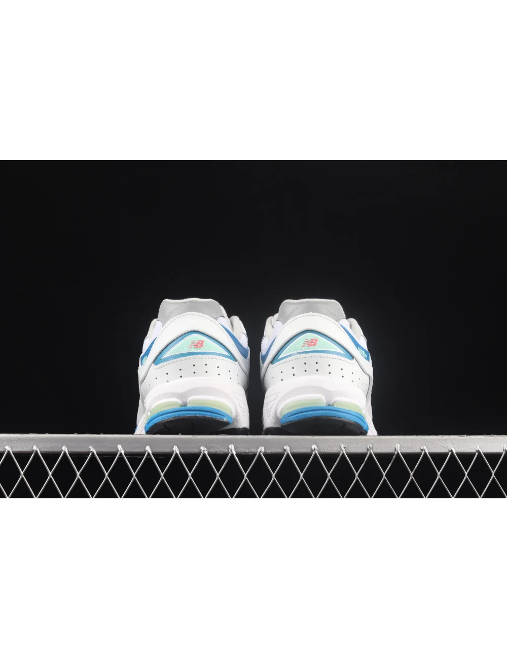 New Balance WL2002 M2002RW