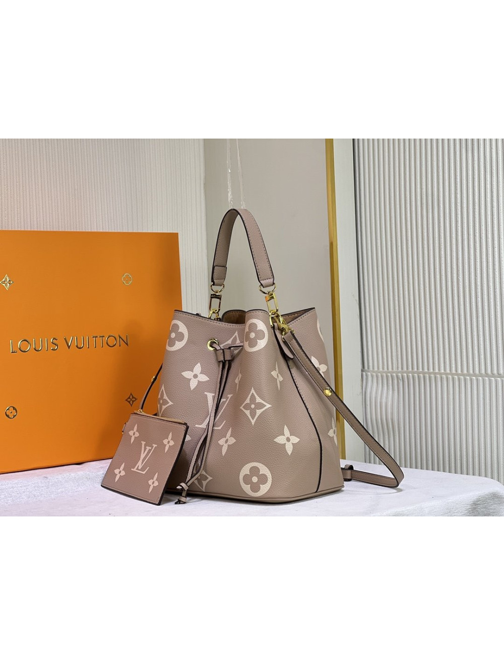 Louıs vuitton 2626175118022